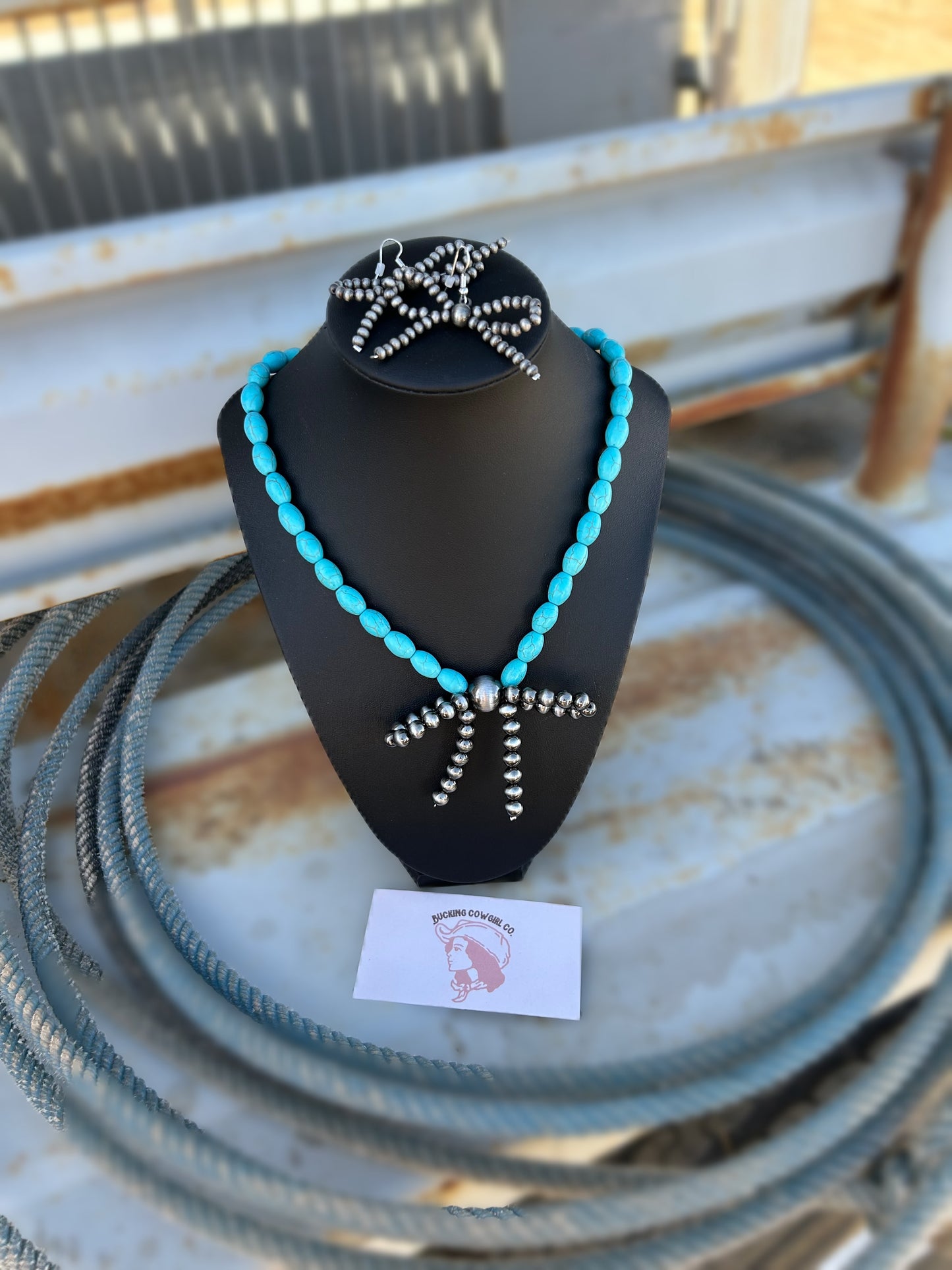 The Montana Bow Necklace